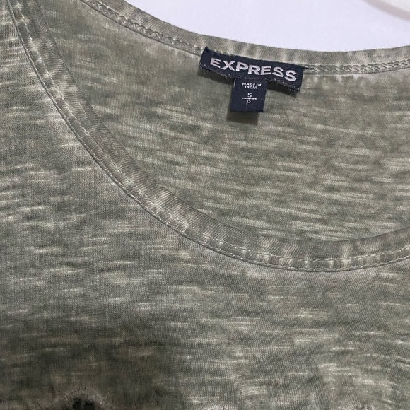 Express Tank Top - Picture 3 of 4
